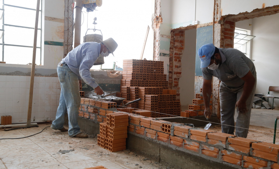 Escola estadual em Pinhalão é repaginada pelo Governo. Colégio Estadual Leonardo Francisco Nogueira. Foto Gilson Abreu/AEN