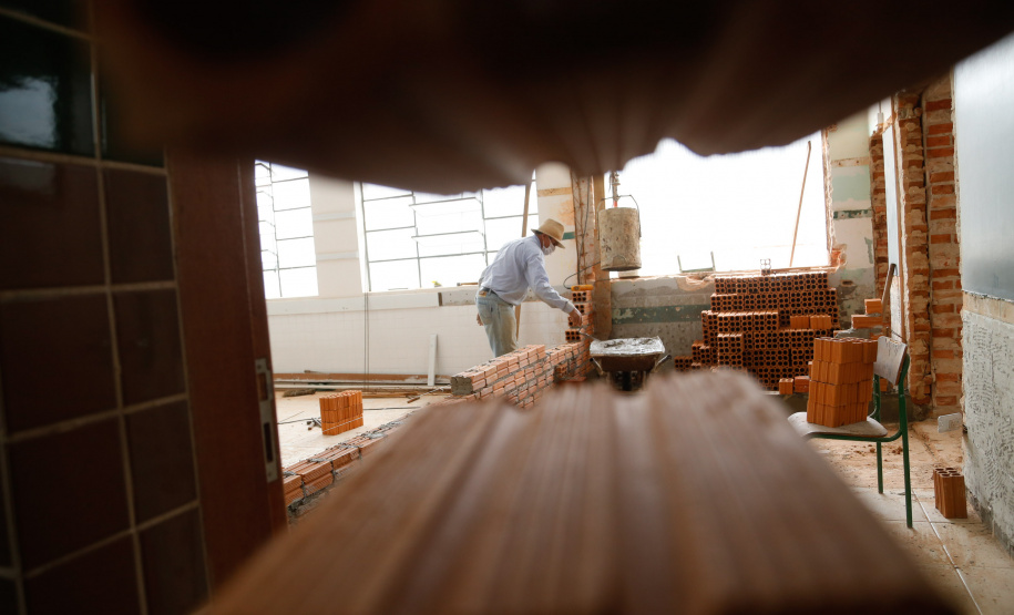 Escola estadual em Pinhalão é repaginada pelo Governo. Colégio Estadual Leonardo Francisco Nogueira. Foto Gilson Abreu/AEN