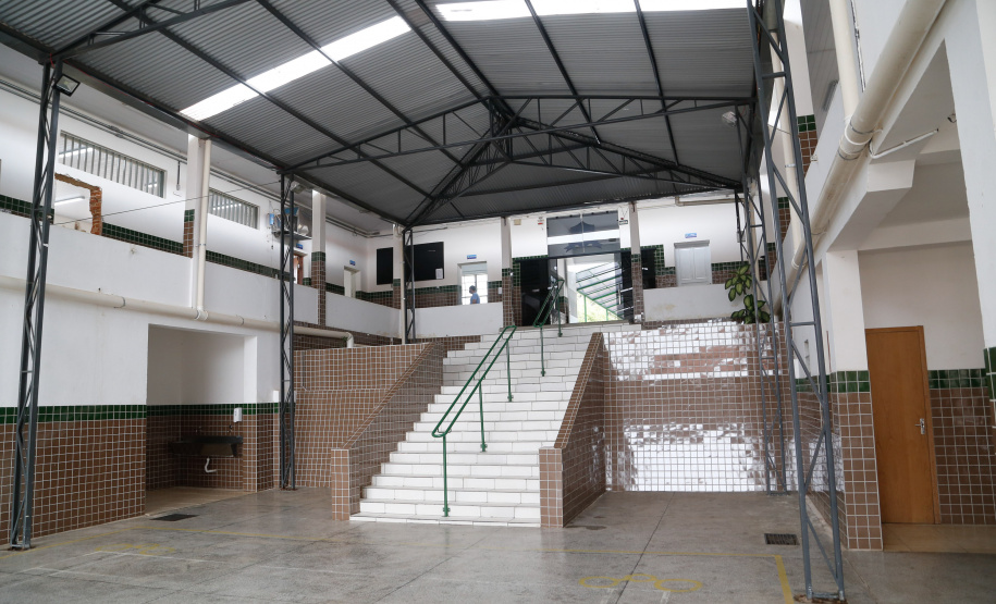 Escola estadual em Pinhalão é repaginada pelo Governo. Colégio Estadual Leonardo Francisco Nogueira. Foto Gilson Abreu/AEN