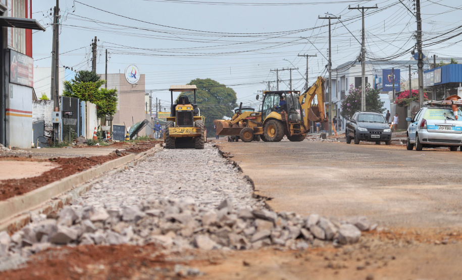 Asfalto novo garante melhor qualidade de vida em Cascavel. Avenida Gralha Azul.
