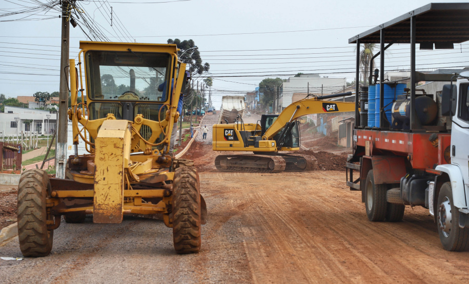 Asfalto novo garante melhor qualidade de vida em Cascavel. Rua Xavantes.