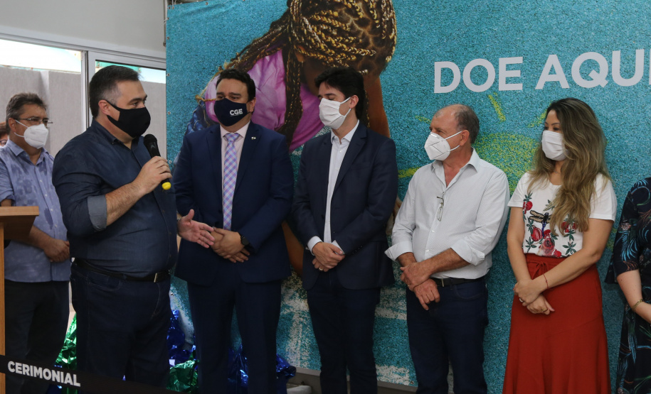 Parana Pia Encerramento da Campanha Paraná Piá, idealizada pela Primeira Dama do Estado, a Srª Luciana Saito Massa juntamente com a Superintendência Geral de Ação Solidária, no Hospital da Providencia em Apucarana, nesta quinta-feira(15).O objetivo da Campanha foi arrecadar brinquedos que foram entregues em comemoração ao dia das crianças. 15/10/2020 - Foto: Geraldo Bubniak/AEN