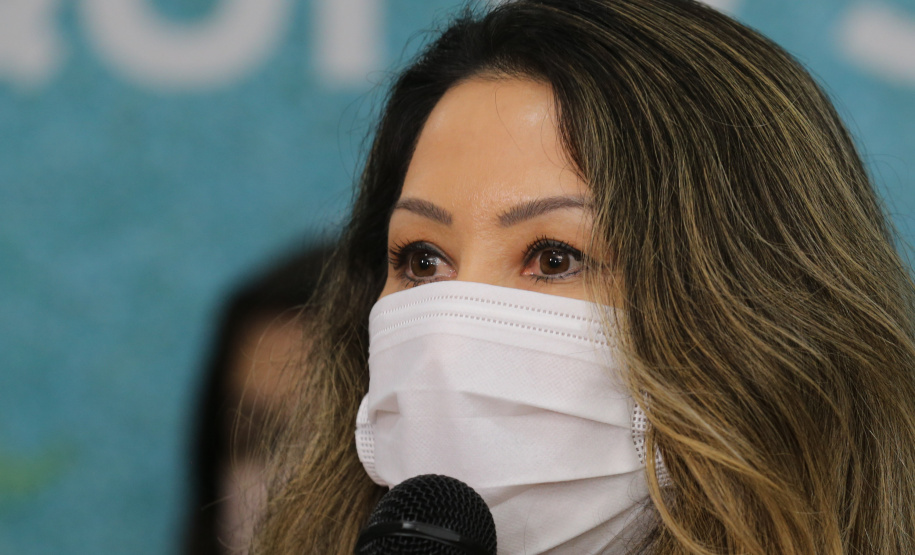 Parana Pia Encerramento da Campanha Paraná Piá, idealizada pela Primeira Dama do Estado, a Srª Luciana Saito Massa juntamente com a Superintendência Geral de Ação Solidária, no Hospital da Providencia em Apucarana, nesta quinta-feira(15).O objetivo da Campanha foi arrecadar brinquedos que foram entregues em comemoração ao dia das crianças. 15/10/2020 - Foto: Geraldo Bubniak/AEN