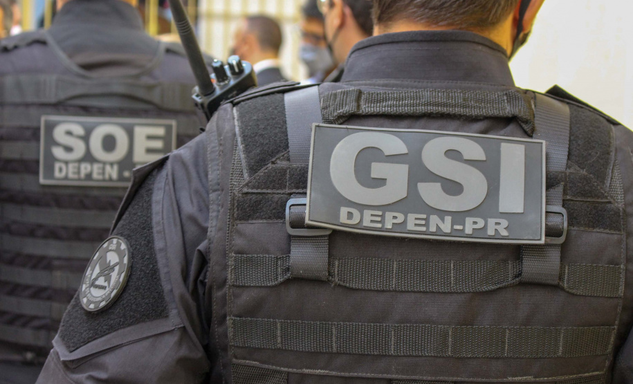 O Governo do Estado, por meio da Secretaria da Segurança Pública do Departamento Penitenciário (Depen), inaugurou nesta quinta-feira (15) a Cadeia Pública Feminina de Londrina. Totalmente reestruturado, o novo espaço, localizado no antigo 3º Distrito Policial, conta com 176 vagas e espaços mais adequados para a custódia de mulheres presas da região Norte.Foto:SESP