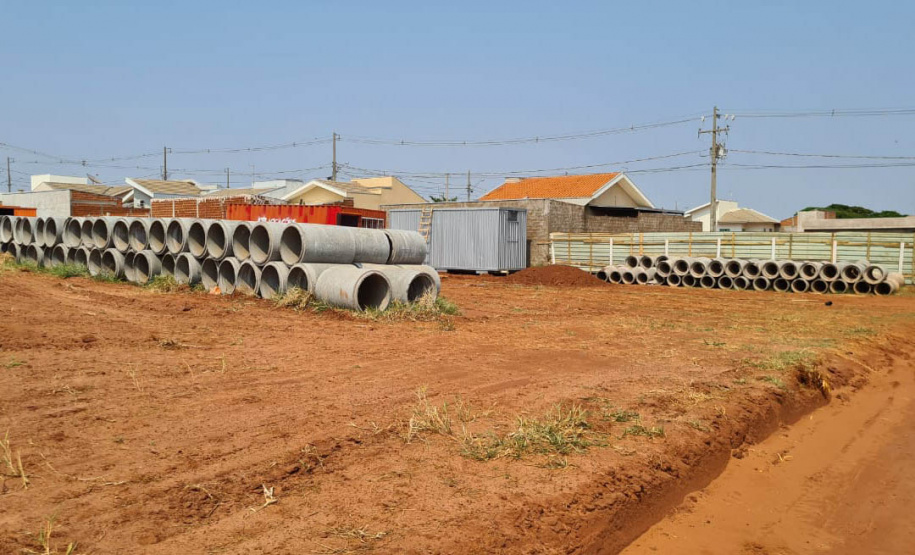 Técnicos da Cohapar realizaram nesta semana as primeiras visitas técnicas aos canteiros de obras de dois novos conjuntos habitacionais na região de Maringá. A etapa inicial do trabalho de fiscalização aconteceu em Marumbi, onde estão sendo construídas 50 casas populares, e em Flórida, que recebe outras 32 unidades. Foto: Cohapar