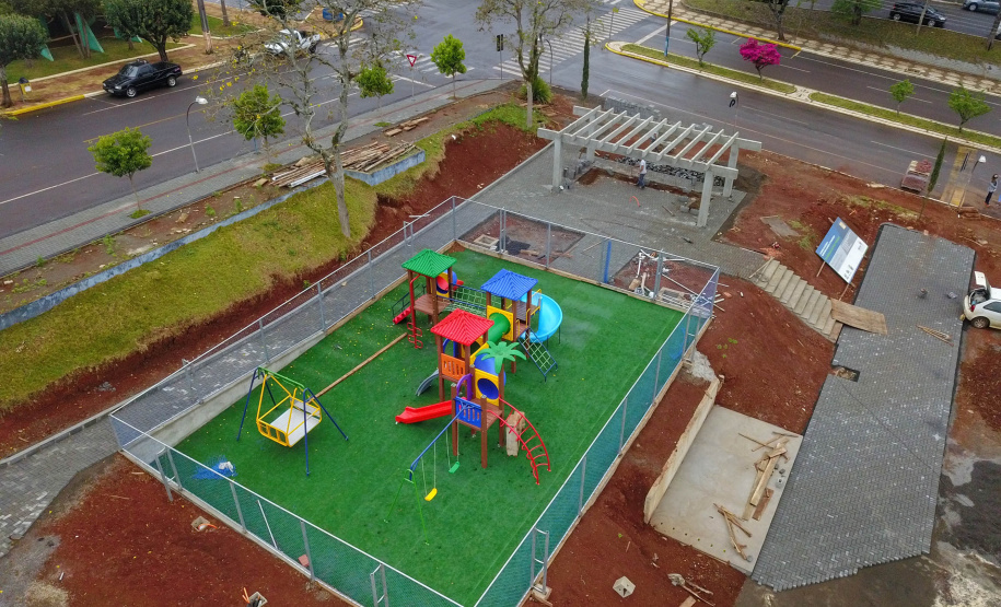 Primeira estrada rural de Mariópolis ganha asfalto.Foto: Jose Fernando Ogura/AEN