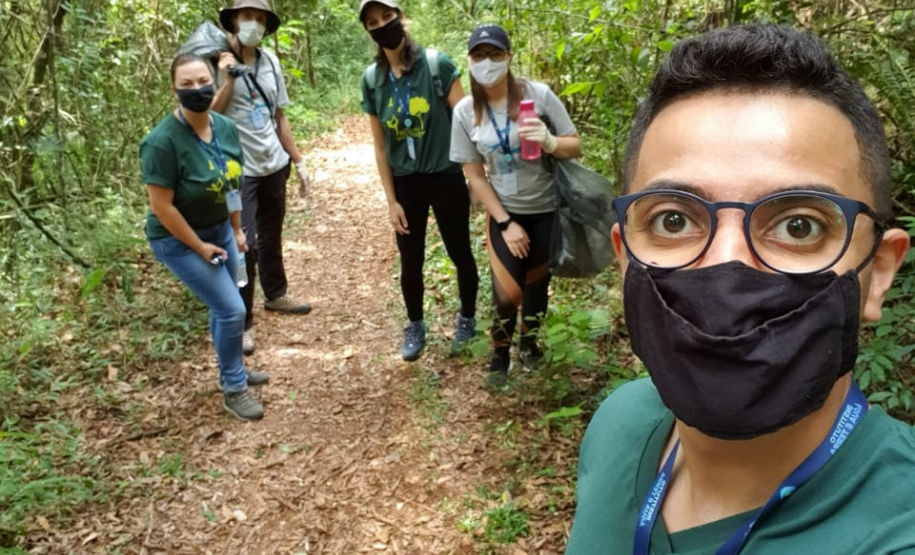 O projeto Um Dia no Parque começou neste domingo (18) em seis Unidades de Conservação (UCs) do Paraná, com atividades diferenciadas de conscientização ambiental. A ação é do Instituto Água e Terra (IAT), órgão vinculado à Secretaria de Estado do Desenvolvimento Sustentável e do Turismo, em parceria com a Rede Pró-UC, a Coalizão Pró-Unidades de Conservação e apoio da Águas Ouro Fino.