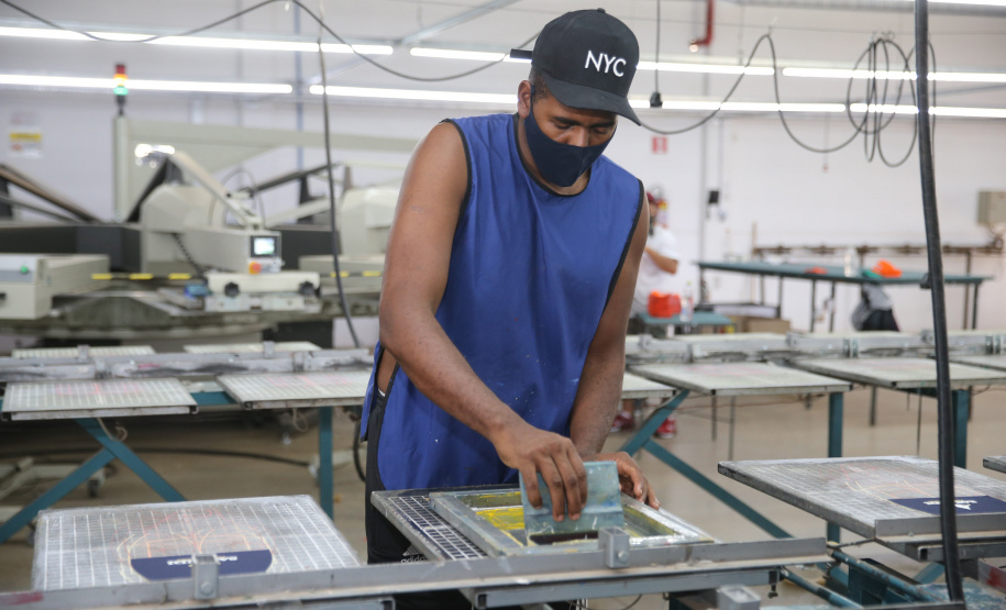 FEITO NO PARANA - Apucarana Capital do Bone. Empresa B2 Brindes.05/10/2020 - Foto: Geraldo Bubniak/AEN