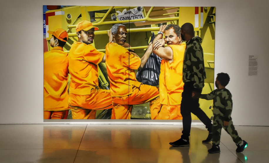 Depois de sete meses fechado, o Museu Oscar Niemeyer (MON) reabriu ao público na última sexta-feira (16), seguindo orientações de segurança determinadas pela Secretaria Estadual de Saúde. A programação virtual do #monemcasa, entretanto, continua acontecendo por meio de oficinas, mediações, quizzes e lives. Foto: José Fernando Ogura/AEN