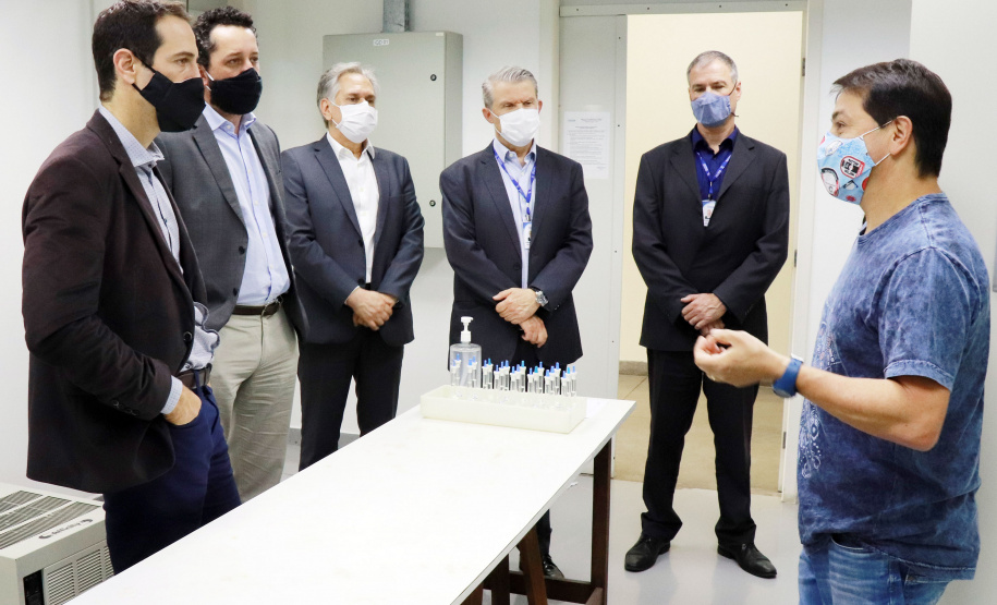 Prestação de serviços inclui controle da qualidade de gêneros alimentícios, inspeção, coleta e ensaios laboratoriais, para atendimento ao Programa de Alimentação Escolar do Paraná, além da inspeção de embalagens.
Foto: Tecpar