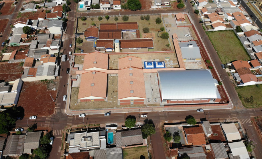 Governador Carlos Massa Ratinho Junior no Colegio Estadual Novo Horizonte, em Campo Mourão.Foto Gilson Abreu/AEN