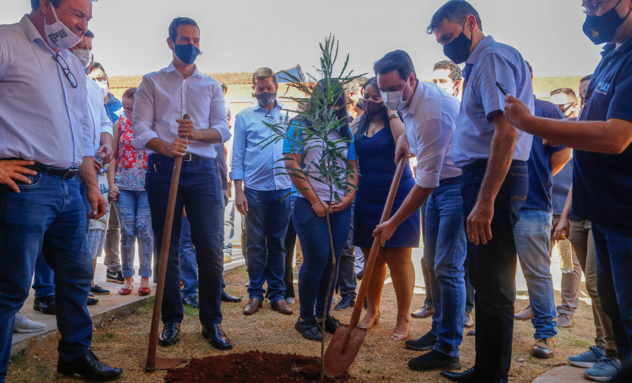 Governador Carlos Massa Ratinho Junior no Colegio Estadual Novo Horizonte, em Campo Mourão.Foto Gilson Abreu/AEN