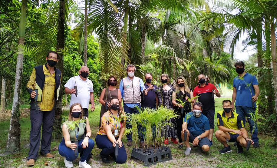 O Projeto Rio Vivo da Secretaria de Desenvolvimento Sustentável e do Turismo (Sedest) foi retomado no sábado (24), em Guaratuba, com o Festival Sul Brasileiro de Pesca. A iniciativa busca a preservação das bacias hidrográficas do Estado com o repovoamento de espécies de peixes nativos e o estímulo do turismo de atividades aquáticas.
Foto; Daniele Iachecen