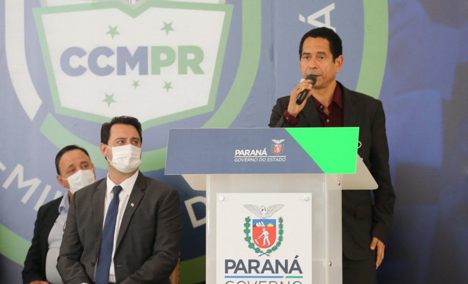 O governador Carlos Massa Ratinho Junior lança nesta segunda-feira (26) o programa de colégios cívico-militares do Estado. No mesmo ato  é assinada a regulamentação da lei que autorizou o projeto e anunciada a lista das cerca de 200 unidades beneficiadas nesse primeiro momento. Na foto, o secretário da Segurança Pública, Romulo Marinho Soares   Curitiba, 26/09/2020. Foto: Geraldo Bubniak/AEN