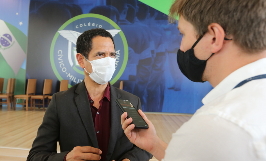 O governador Carlos Massa Ratinho Junior lança nesta segunda-feira (26) o programa de colégios cívico-militares do Estado. No mesmo ato  é assinada a regulamentação da lei que autorizou o projeto e anunciada a lista das cerca de 200 unidades beneficiadas nesse primeiro momento. Na foto, o secretário da Segurança Pública, Romulo Marinho Soares   Curitiba, 26/09/2020. Foto: Geraldo Bubniak/AEN