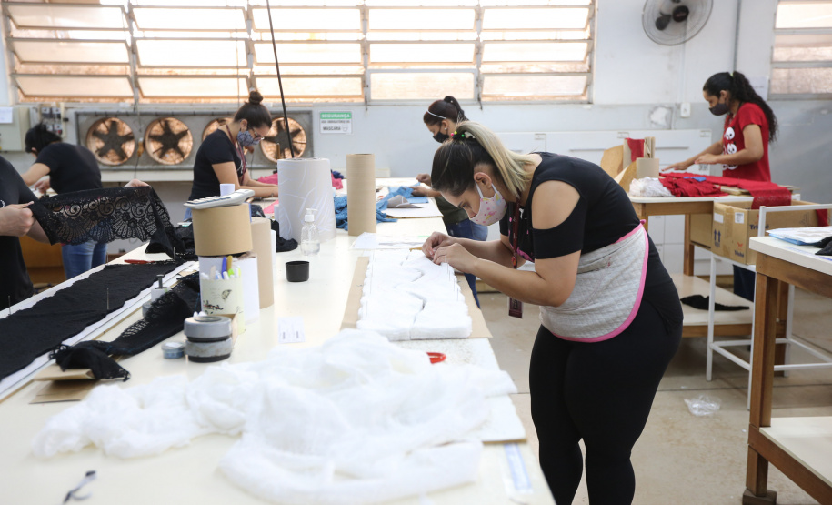 FEITO NO PARANA -  Recco Lingerie é uma empresa familiar do ramo da moda de Maringá. 07/10/2020 - Foto: Geraldo Bubniak/AEN