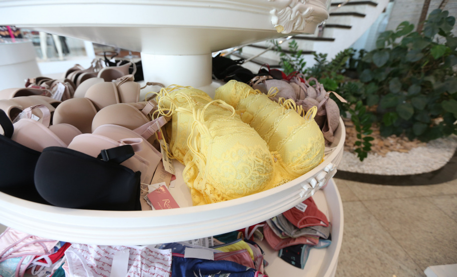 FEITO NO PARANA -  Recco Lingerie é uma empresa familiar do ramo da moda de Maringá. 07/10/2020 - Foto: Geraldo Bubniak/AEN