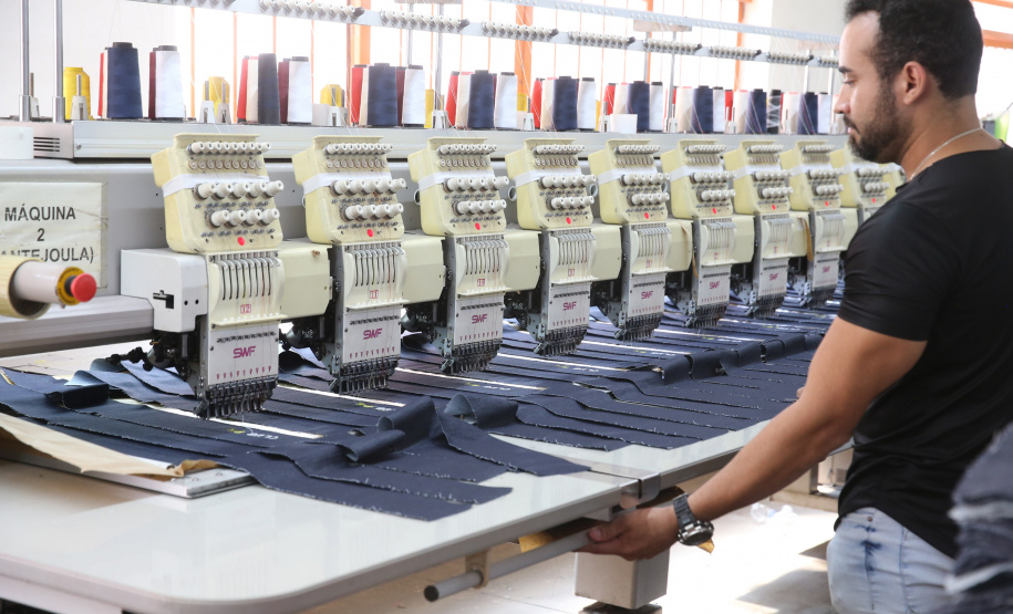 FEITO NO PARANA -  O Grupo Beeight há mais de duas décadas comercializa e vende moda