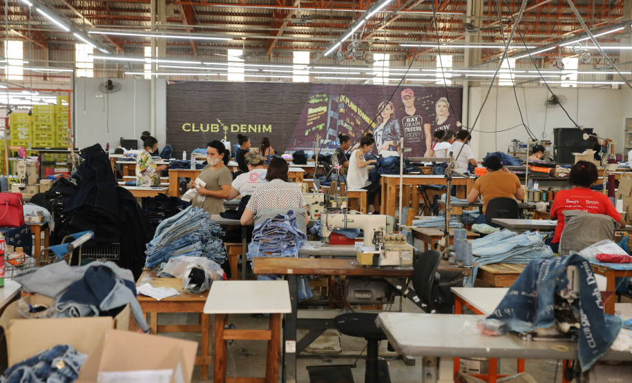 FEITO NO PARANA -  O Grupo Beeight há mais de duas décadas comercializa e vende moda