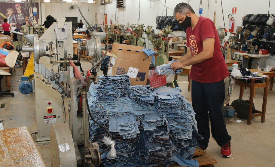 FEITO NO PARANA -  O Grupo Beeight há mais de duas décadas comercializa e vende moda