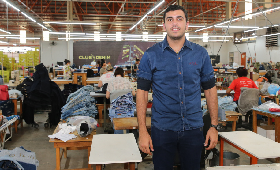 FEITO NO PARANA -  Entrevista com Admir Nabhan Filho  diretor do Grupo Beeight  de Cianorte. 08/10/2020 - Foto: Geraldo Bubniak/AEN