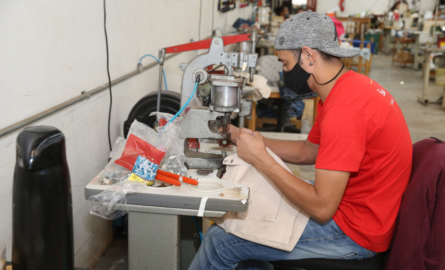 FEITO NO PARANA -  O Grupo Beeight há mais de duas décadas comercializa e vende moda