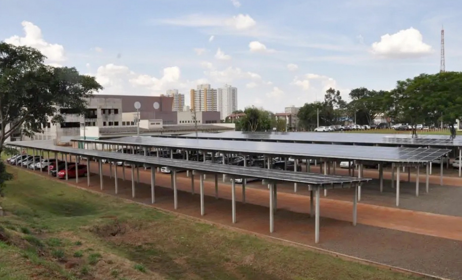 UEL usa algoritmos de I.A. em usina fotovoltaica. Foto: UEL