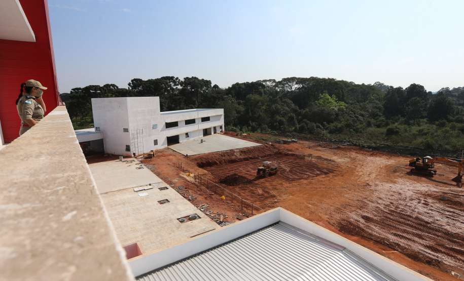 Escola Bombeiros Construção da Escola de Bombeiros do Corpo de Bombeiros do Paraná, na Academia Policial Militar do Guatupê em Sao Jose dos Pinhais. 03/09/2020 - Foto: Geraldo Bubniak/AEN