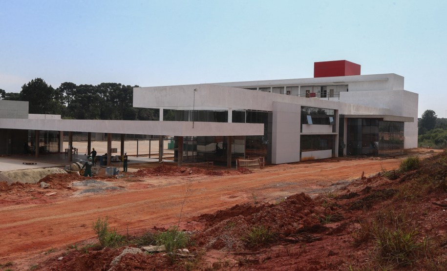 Escola Bombeiros Construção da Escola de Bombeiros do Corpo de Bombeiros do Paraná, na Academia Policial Militar do Guatupê em Sao Jose dos Pinhais. 03/09/2020 - Foto: Geraldo Bubniak/AEN