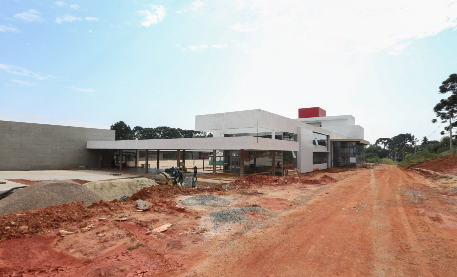 Escola Bombeiros Construção da Escola de Bombeiros do Corpo de Bombeiros do Paraná, na Academia Policial Militar do Guatupê em Sao Jose dos Pinhais. 03/09/2020 - Foto: Geraldo Bubniak/AEN