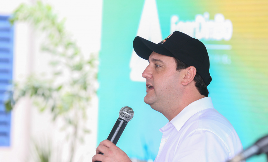 O governador Carlos Massa Ratinho Junior participa nesta quinta-feira (29) da inauguração da usina híbrida EnerDinBo, em Ouro Verde do Oeste. A geradora utilizará a luz do sol e dejetos da suinocultura para produzir energia elétrica. O investimento privado foi de R$ 12 milhões.Ouro Verde do Oeste, 29/10/2020 - Foto: Geraldo Bubniak/AEN