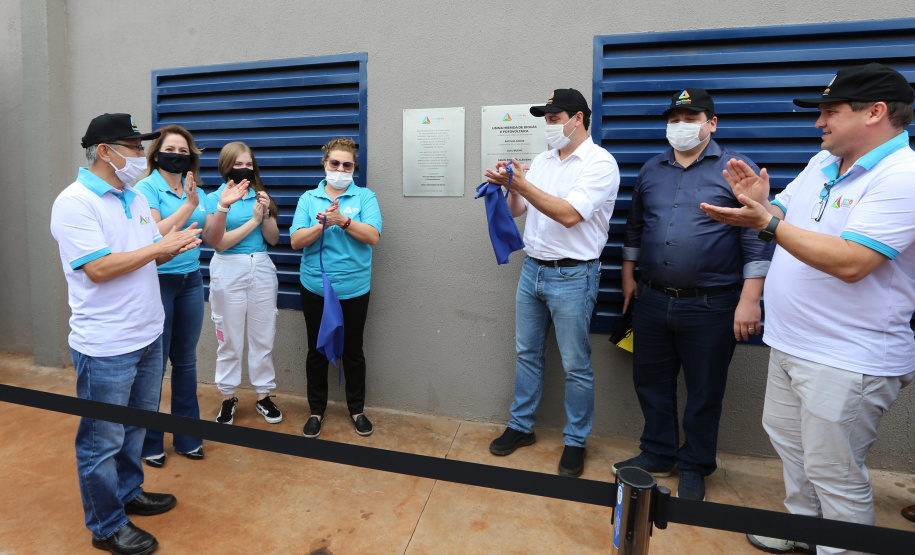 O governador Carlos Massa Ratinho Junior participa nesta quinta-feira (29) da inauguração da usina híbrida EnerDinBo, em Ouro Verde do Oeste. A geradora utilizará a luz do sol e dejetos da suinocultura para produzir energia elétrica. O investimento privado foi de R$ 12 milhões.Ouro Verde do Oeste, 29/10/2020 - Foto: Geraldo Bubniak/AEN