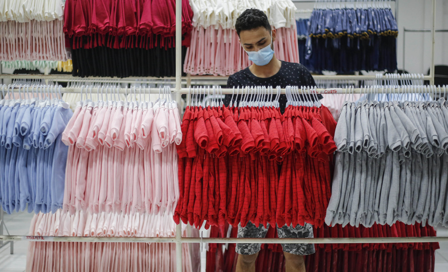 Terra Roxa - 10-10-2020 - Moda infantil - Confecção Sonho Magico -  - Foto : Jonathan Campos / AEN