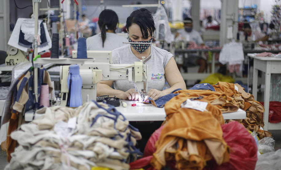 Terra Roxa - 10-10-2020 - Moda infantil - Confecção Sonho Magico -  - Foto : Jonathan Campos / AEN