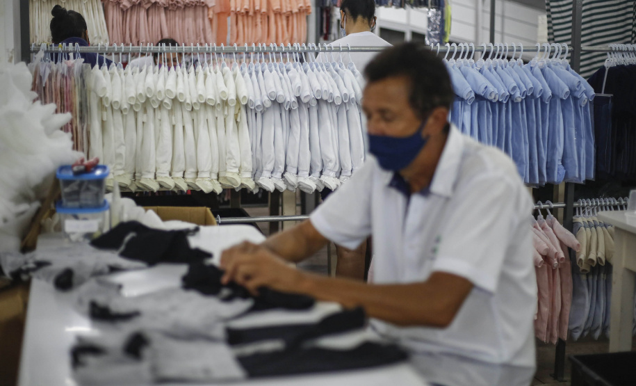 Terra Roxa - 10-10-2020 - Moda infantil - Confecção Sonho Magico -  - Foto : Jonathan Campos / AEN