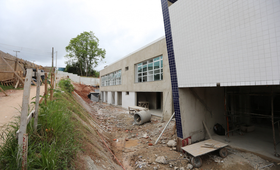 Delegacia Colombo Construcao da Delegacia Cidada de Colombo. A delegacia cidadã é um novo modelo de atendimento em delegacias no Paraná, com espaços específicos e reservados para separar vítimas de agressores e possibilidade de auxílio de assistentes sociais e psicólogos, quando necessário. Colombo - 02/09/2020 - Foto: Geraldo Bubniak/AEN