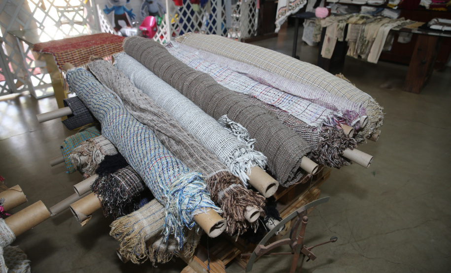 FEITO NO PARANA - Casulo Feliz empresa de Maringa que produz  fio de seda  de forma manual, aproveitando os casulos impróprios para a indústria e também reciclando os subprodutos dessa mesma matéria-prima.07/10/2020 - Foto: Geraldo Bubniak/AEN