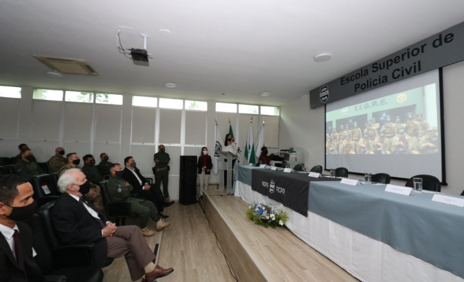 A Polícia Civil do Paraná comemora o aniversário de 30 anos do seu grupo de elite, o Tático Integrado de Grupos de Repressão Especial (Tigre). 

O aniversário foi comemorado em solenidade com a presença do vice-governador Darci Piana, do secretário da Segurança Pública do Paraná, Romulo Marinho Soares, e do delegado-geral da Polícia Civil, Silvio Jacob Rockembach. O evento foi na Escola Superior da Polícia Civil, em Curitiba. Foto:Camila Tonett