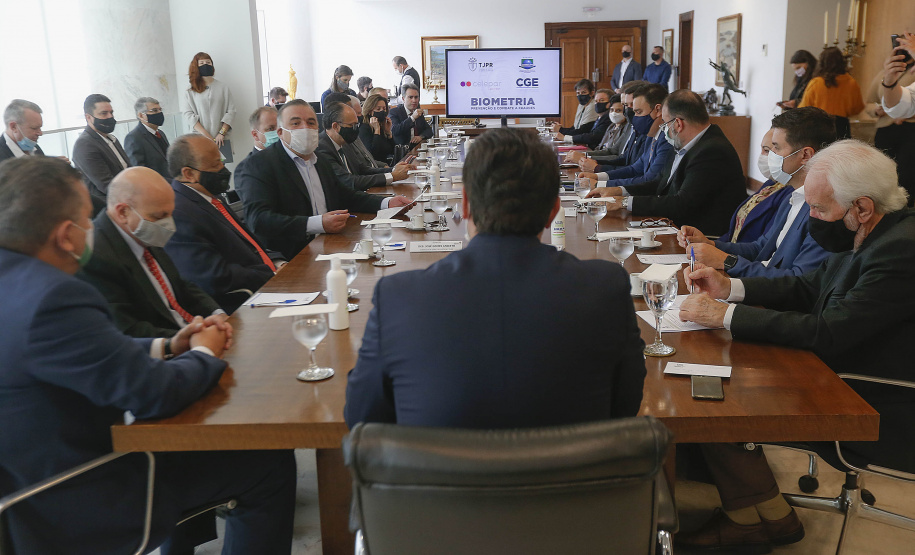 Em parceria com o Estado, cartórios paranaenses terão sistema de biometria