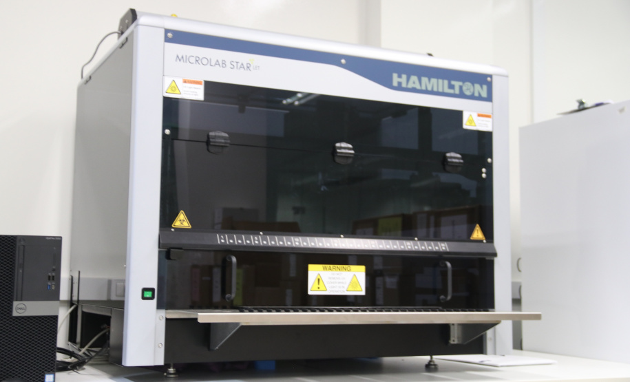 Equipamento amplia a capacidade prática de exames de DNA do Laboratório de Genética Molecular Forense e foi doado pela Secretaria Nacional da Segurança Pública do Ministério da Justiça.
Foto: SESP PR