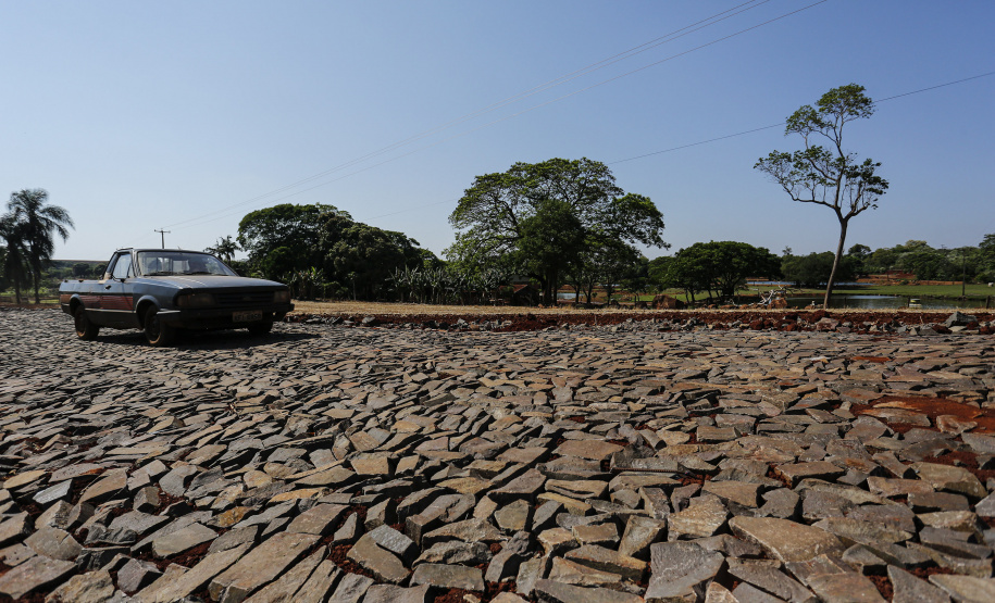 Maripá - 21-10-2020 -Pavimentação da estrada Auto Aurora em Maripá - Foto : Jonathan Campos / AEN