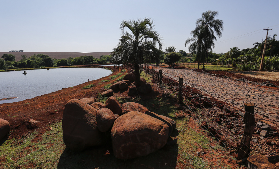 Maripá - 21-10-2020 -Pavimentação da estrada Auto Aurora em Maripá - Foto : Jonathan Campos / AEN