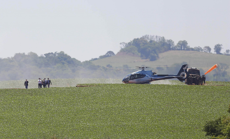 O governador Carlos Massa Ratinho Junior participou nesta sexta-feira (06), ao lado presidente da República Jair Bolsonaro, da inauguração da Pequena Central Hidrelétrica (PCH) Bedim, em Renascença, na Região Sudoeste