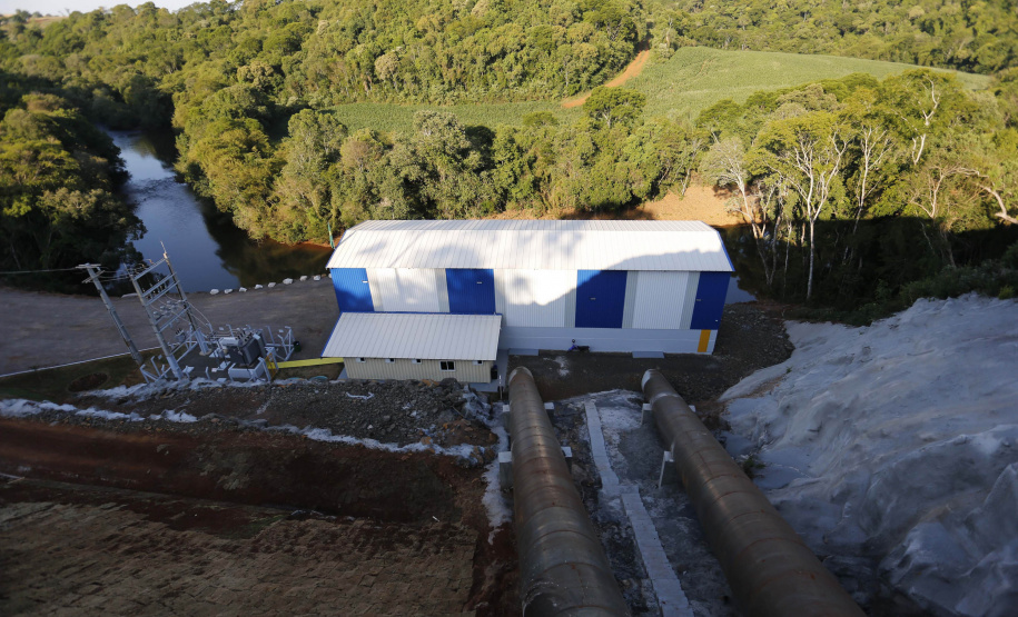 O governador Carlos Massa Ratinho Junior participou nesta sexta-feira (06), ao lado presidente da República Jair Bolsonaro, da inauguração da Pequena Central Hidrelétrica (PCH) Bedim, em Renascença, na Região Sudoeste