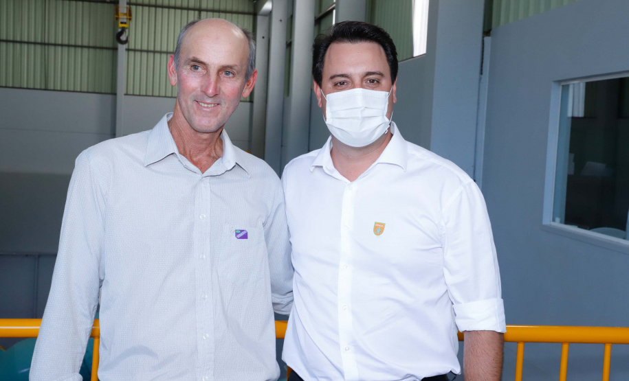 O governador Carlos Massa Ratinho Junior participou nesta sexta-feira (06), ao lado presidente da República Jair Bolsonaro, da inauguração da Pequena Central Hidrelétrica (PCH) Bedim, em Renascença, no Sudoeste do Paraná.