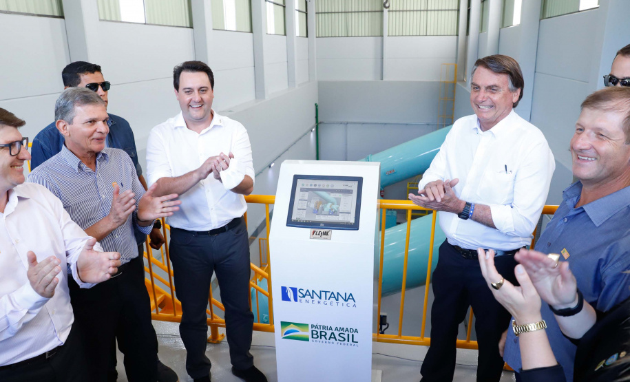 O governador Carlos Massa Ratinho Junior participou nesta sexta-feira (06), ao lado presidente da República Jair Bolsonaro, da inauguração da Pequena Central Hidrelétrica (PCH) Bedim, em Renascença, no Sudoeste do Paraná.