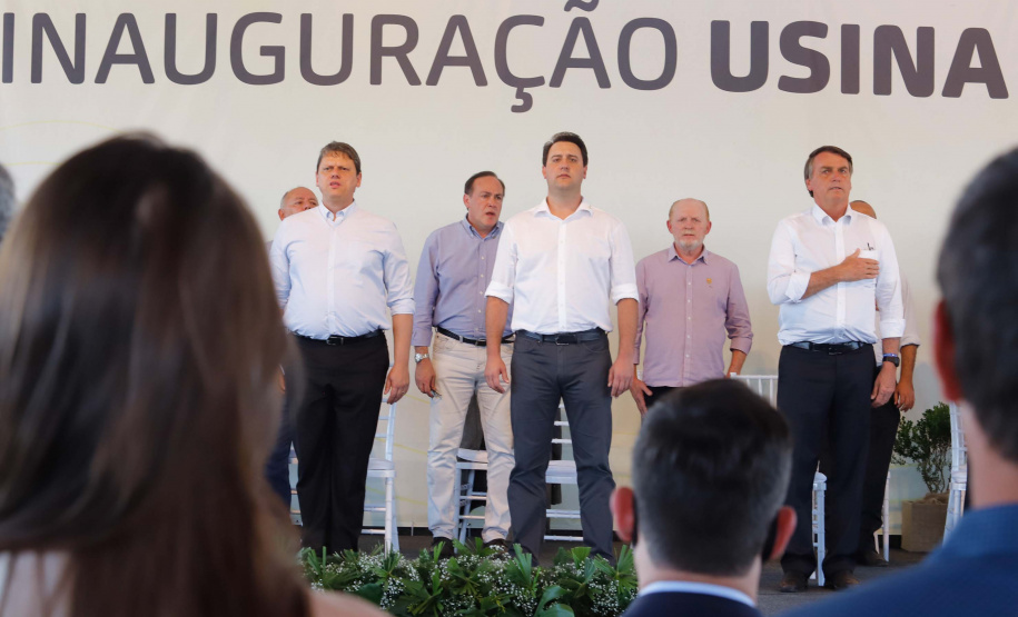 O governador Carlos Massa Ratinho Junior participou nesta sexta-feira (06), ao lado presidente da República Jair Bolsonaro, da inauguração da Pequena Central Hidrelétrica (PCH) Bedim, em Renascença, no Sudoeste do Paraná.