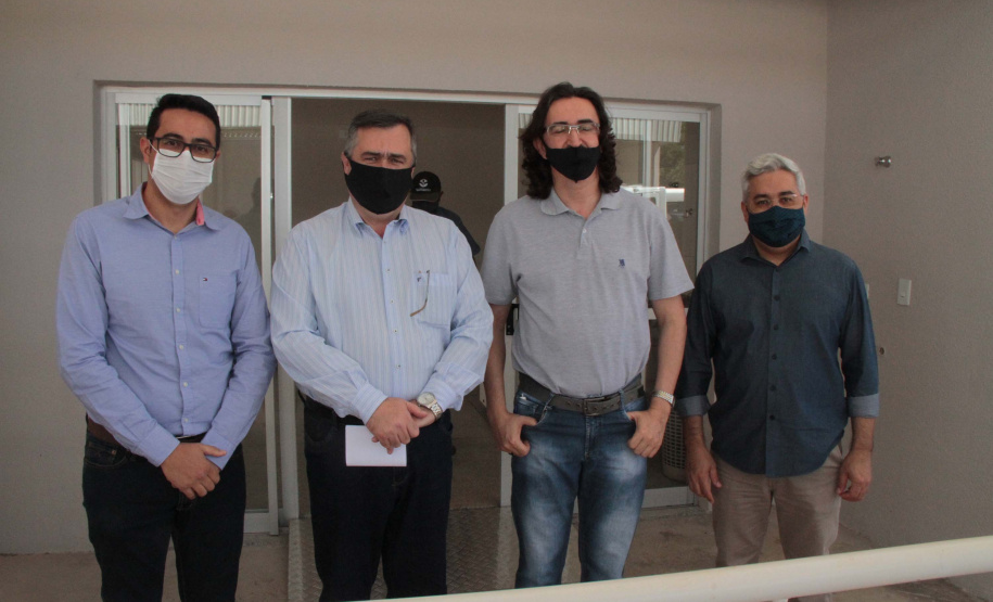 O secretário de Estado da Saúde, Beto Preto, entregou de uma série de obras e equipamentos para diversas áreas no município de Munhoz de Mello, na região norte do Paraná.