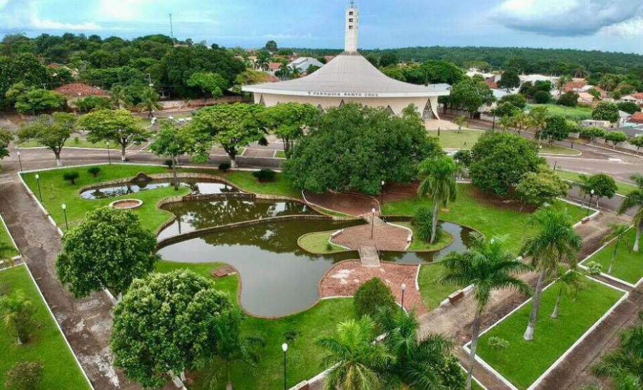 Famílias que vivem em situação de vulnerabilidade social dos municípios do Noroeste do Paraná terão a oportunidade de conquistar a casa própria sem pagar nada por isso. O Governo do Estado autorizou o início das obras de construção de 37 novas casas populares em Querência do Norte e outras 34 unidades em Santa Cruz de Monte Castelo, cuja entrega está prevista para o primeiro semestre de 2021.  Foto: Cohapar