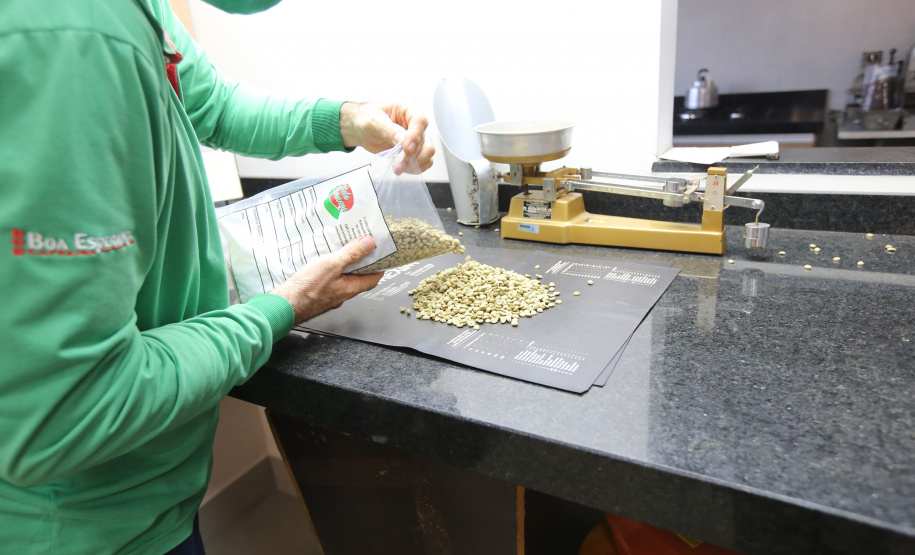 FEITO NO PARANA - Fabrica do Café Bela Esperança da cidade de Mandaguari.06/10/2020 - Foto: Geraldo Bubniak/AEN